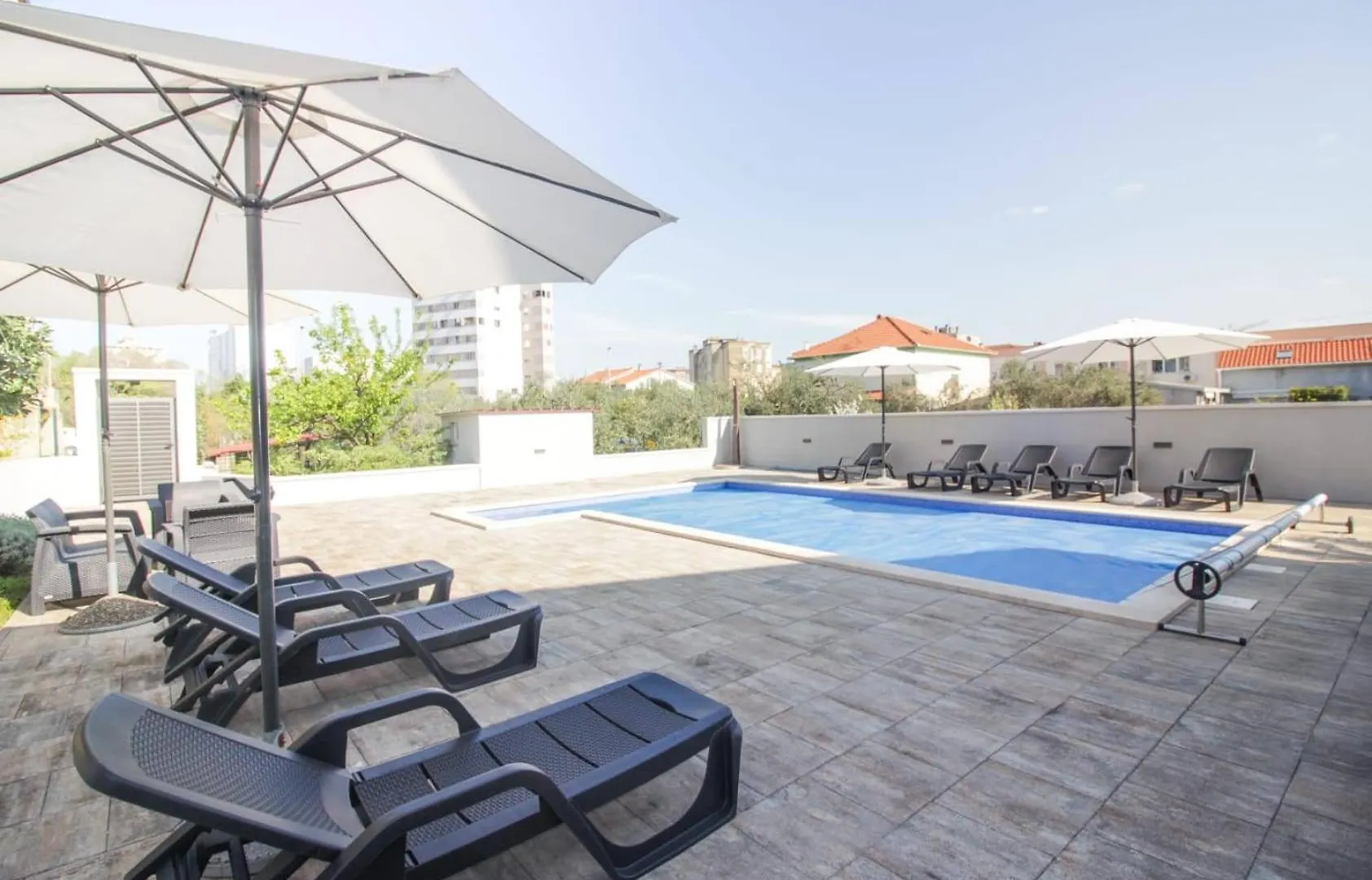 Pool house LUKA Appartement Zadar