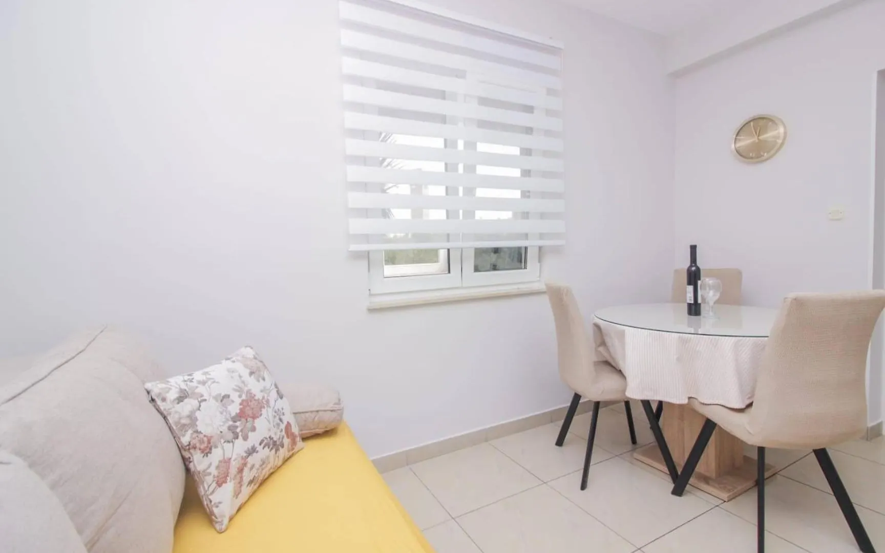 Pool house LUKA Appartement Zadar